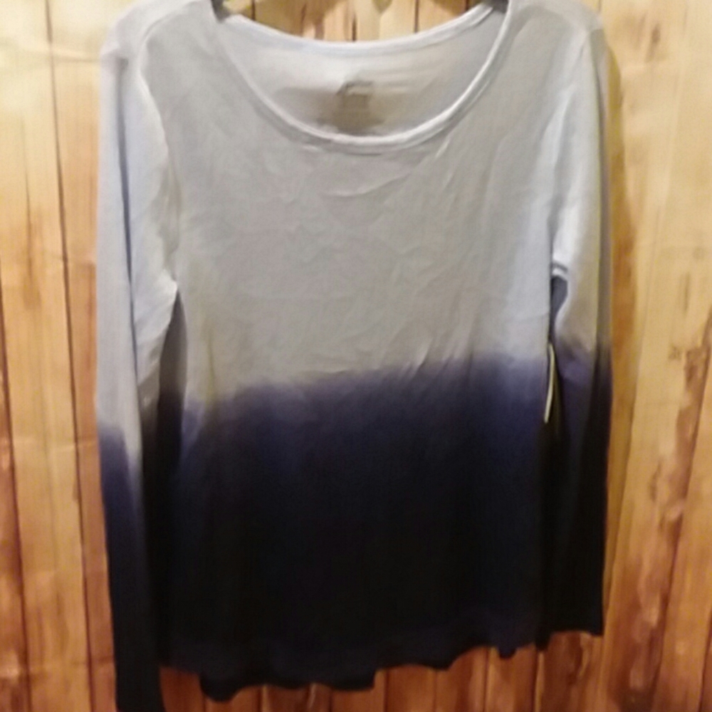 Girl's sweater. Size L (10-12) NWT